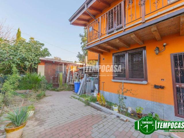 Villa Indipendente in vendita a Unione dei Comuni I Fontanili, Binasco