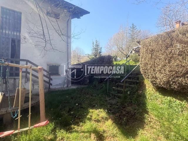 Villa Indipendente in vendita a Piemonte, Biella