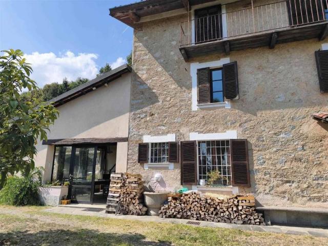 Villa Indipendente in vendita a Piemonte, Biella