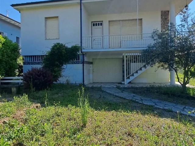 Villa Indipendente in vendita a Piemonte, Alessandria
