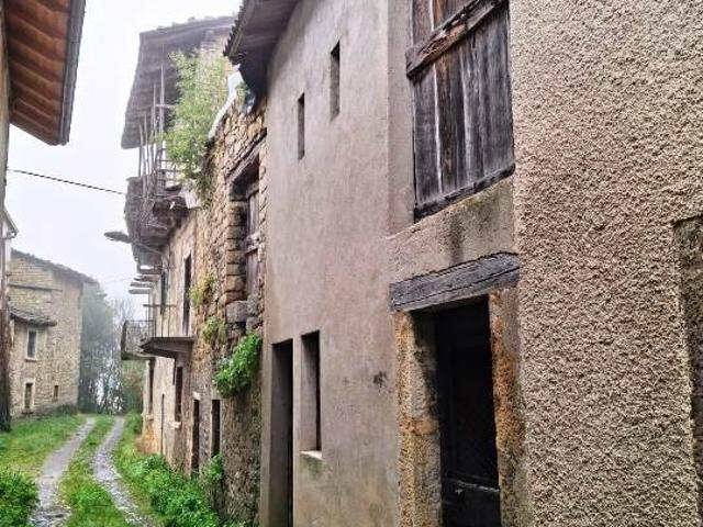 Villa Indipendente in vendita a Comunità Montana della Valle Brembana, Blello