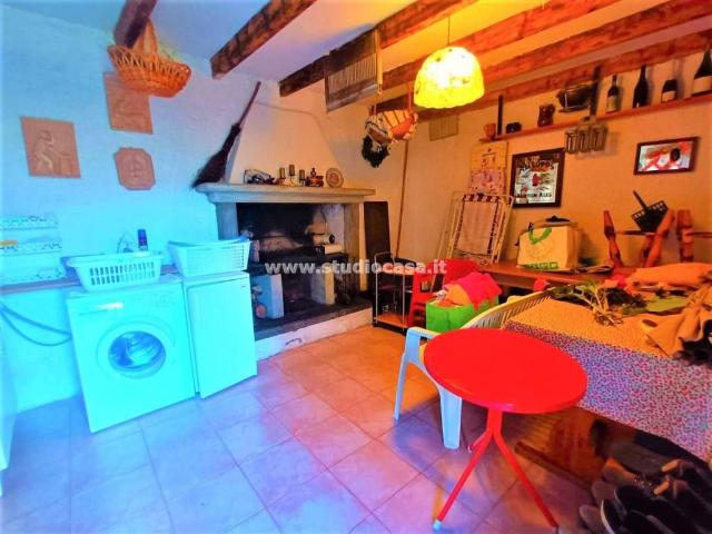 Villa Indipendente in vendita a Comunità Montana della Valle Brembana, Blello