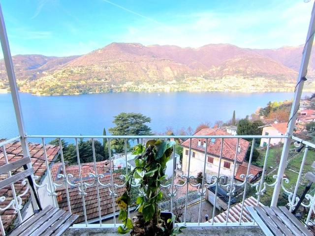 Villa Indipendente in vendita a Blevio, Lombardia