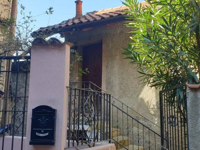 Villa Indipendente in vendita a Blevio, Lombardia