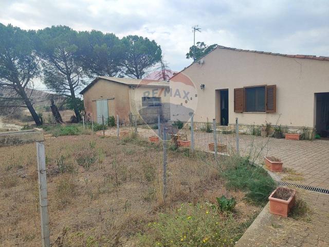 Villa Indipendente in vendita a Blufi, Sicilia