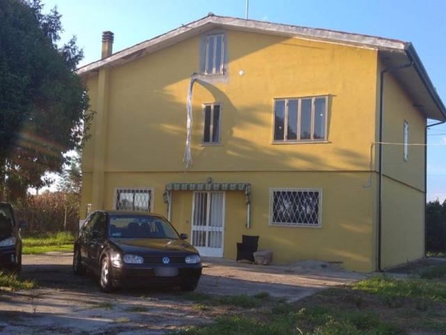 Villa Indipendente in vendita a Boara Pisani, Veneto