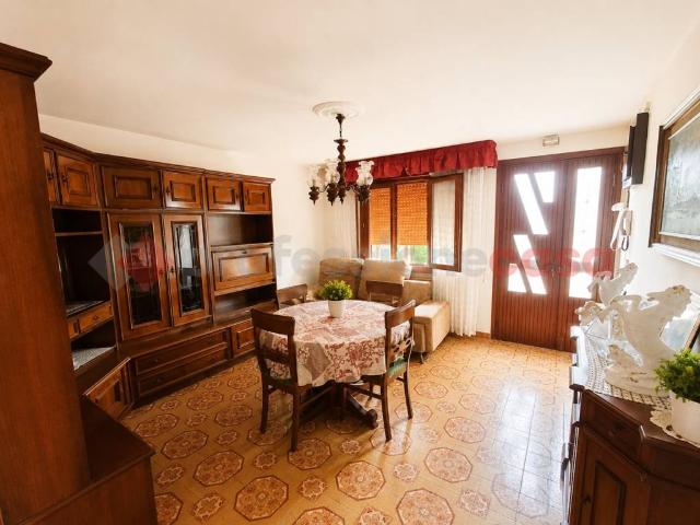Villa Indipendente in vendita a Boara Pisani, Veneto