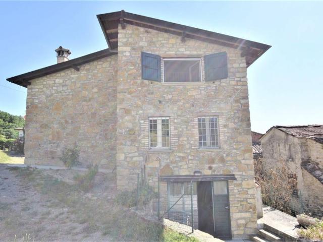 Villa Indipendente in vendita a Bobbio, Reggio Emilia