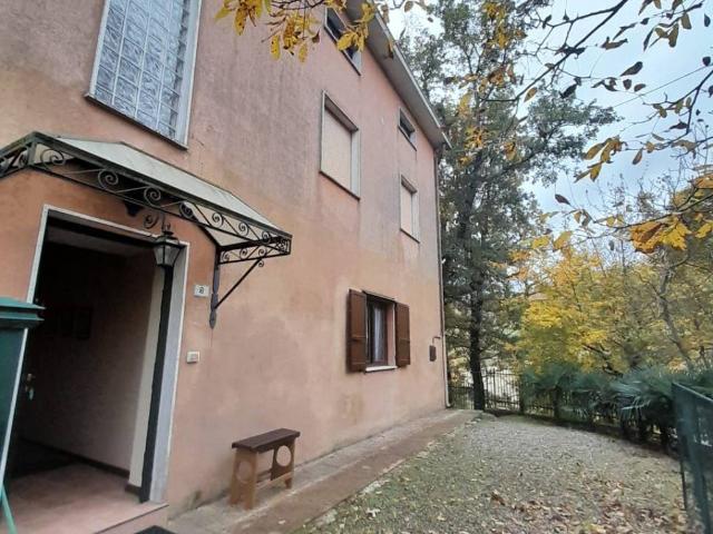 Villa Indipendente in vendita a Bobbio, Reggio Emilia