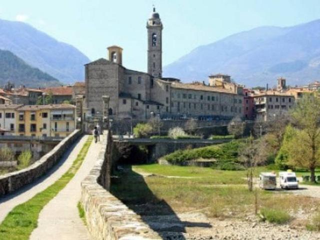 Villa Indipendente in vendita a Bobbio, Reggio Emilia