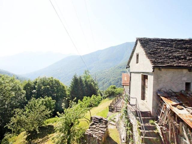 Villa Indipendente in vendita a Piemonte, Verbano-cusio-ossola