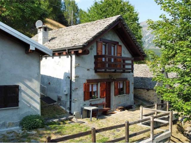 Villa Indipendente in vendita a Piemonte, Verbano-cusio-ossola
