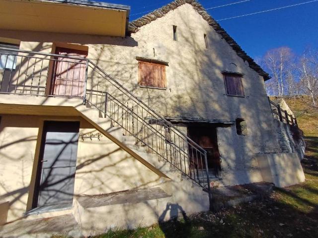 Villa Indipendente in vendita a Piemonte, Verbano-cusio-ossola