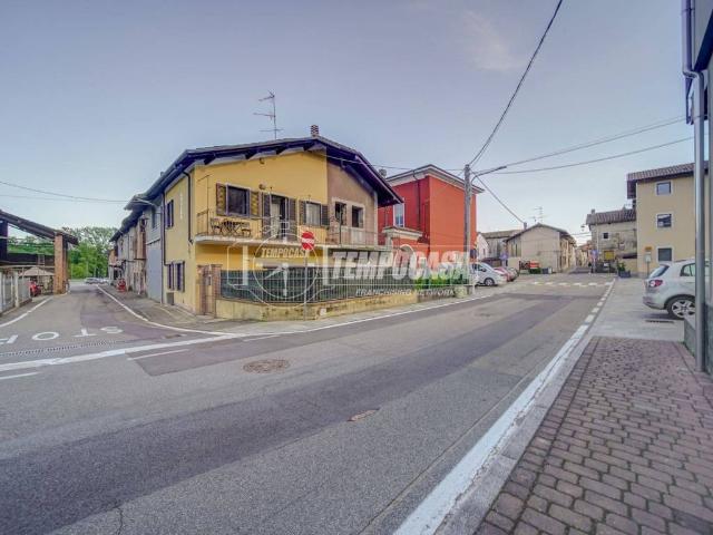 Villa Indipendente in vendita a Arbora, Piemonte
