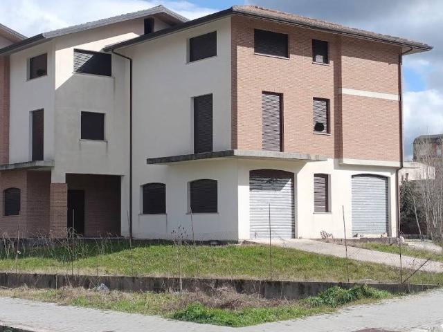 Villa Indipendente in vendita a Case Taddeo, Bojano