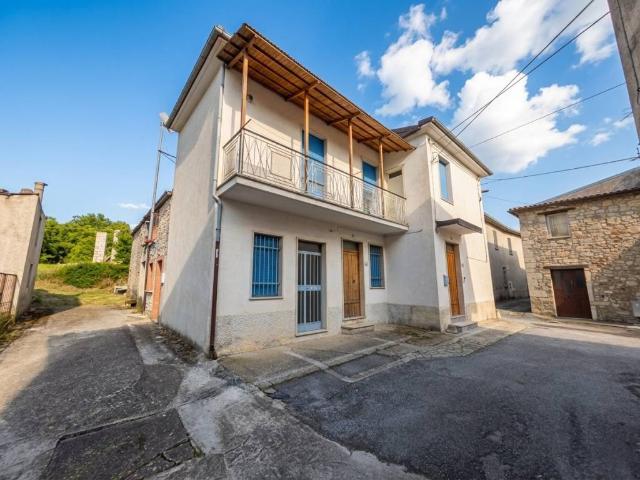 Villa Indipendente in vendita a Monteverde, Bojano