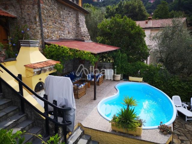 Villa Indipendente in vendita a Villa, Bolano