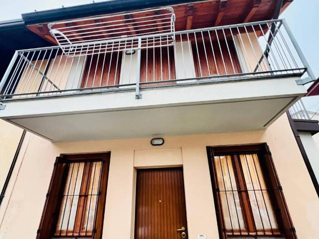 Villa Indipendente in vendita a Madonna in Campagna, Bollate