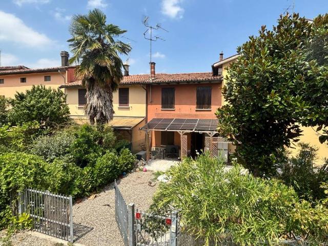 Villa Indipendente in vendita a Quartiere Navile, Bologna