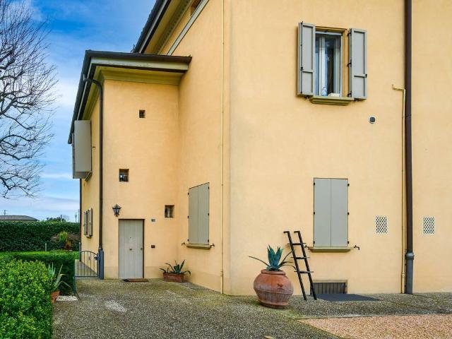 Villa Indipendente in vendita a Quartiere Navile, Bologna