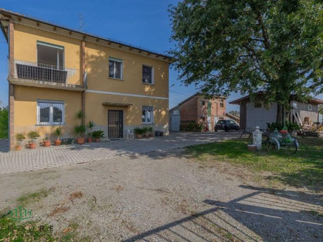 Villa Indipendente in vendita a Unione Terre di Pianura, Bologna