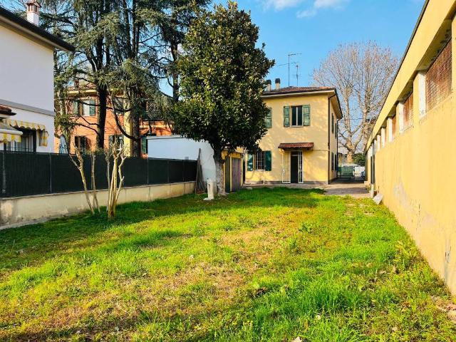 Villa Indipendente in vendita a Dozza, Bologna