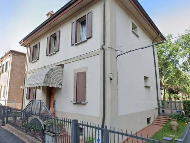 Villa Indipendente in vendita a Quartiere Navile, Bologna