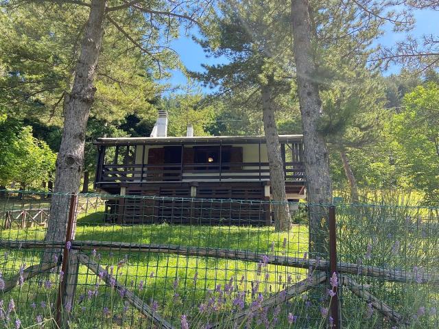 Villa Indipendente in vendita a Marche, Macerata