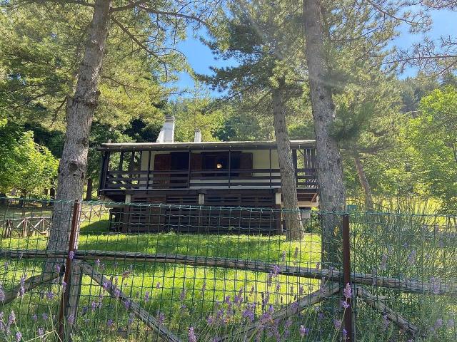 Villa Indipendente in vendita a Marche, Macerata