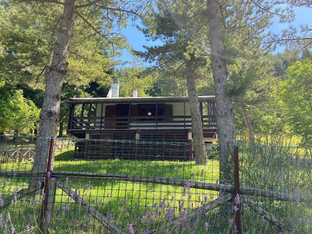 Villa Indipendente in vendita a Marche, Macerata