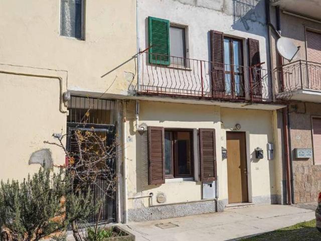Villa Indipendente in vendita a Boltiere, Lombardia
