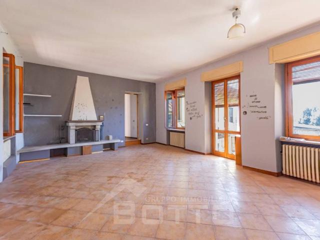 Villa Indipendente in vendita a Piemonte, Novara