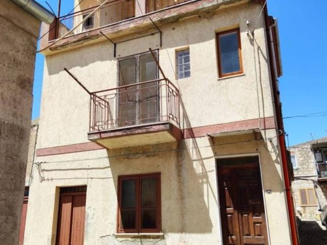 Villa Indipendente in vendita a Bompietro, Sicilia