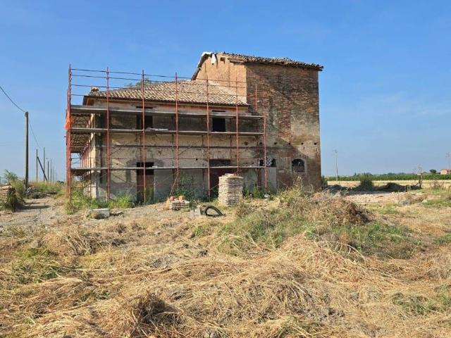 Villa Indipendente in vendita a Bomporto, Modena