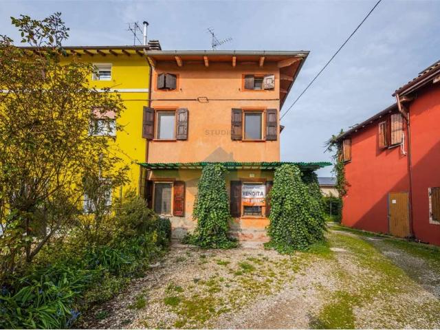 Villa Indipendente in vendita a Unione dei comuni del Sorbara, Bomporto