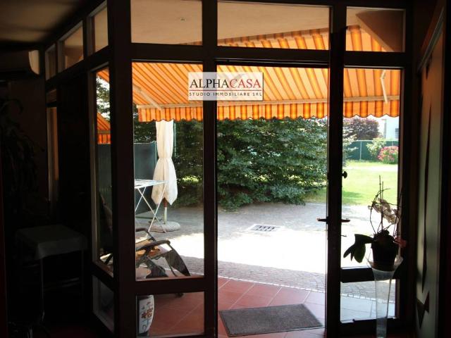 Villa Indipendente in vendita a Bonate Sopra, Lombardia