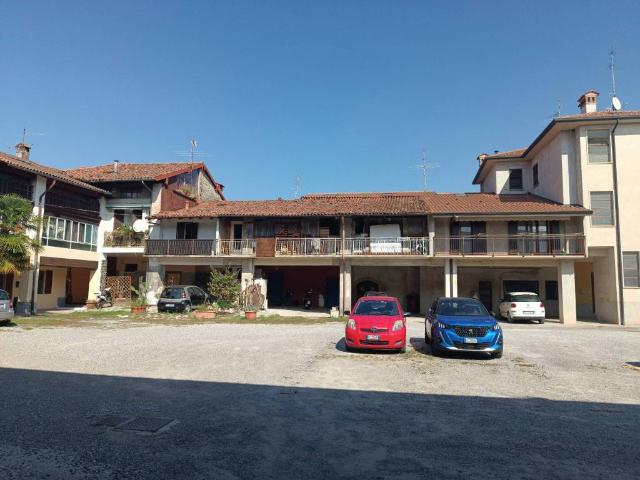 Villa Indipendente in vendita a Bonate Sopra, Lombardia