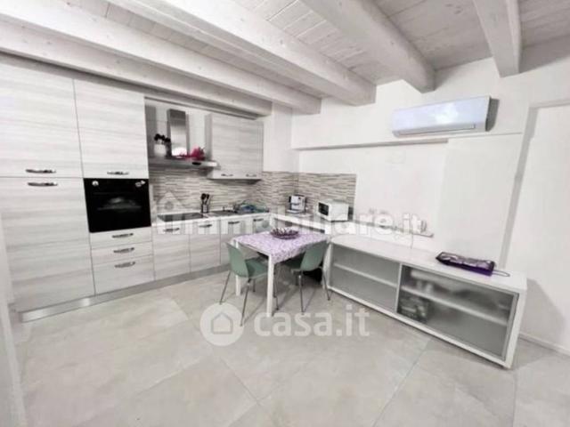Villa Indipendente in vendita a Bonate Sopra, Lombardia