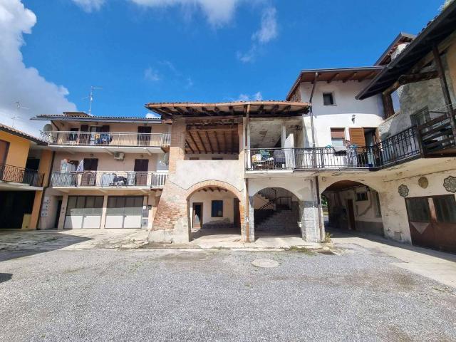 Villa Indipendente in vendita a Bonate Sopra, Lombardia