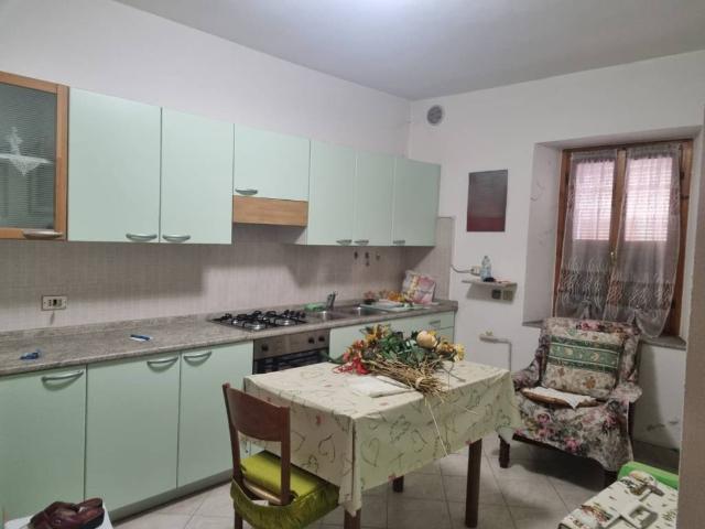 Villa Indipendente in vendita a Bonate Sotto, Lombardia