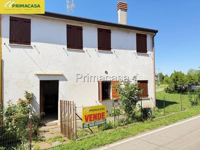 Villa Indipendente in vendita a Bonavigo, Veneto