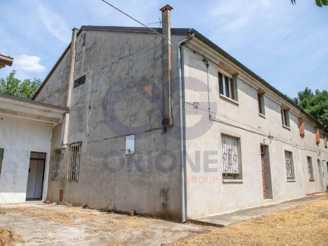 Villa Indipendente in vendita a Unione Alto Ferrarese, Bondeno