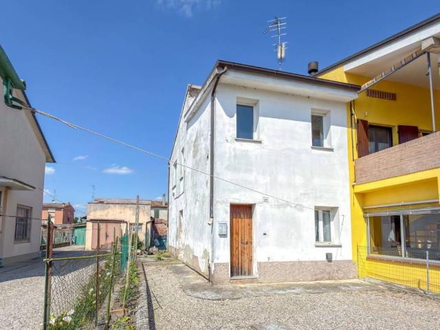 Villa Indipendente in vendita a Unione Alto Ferrarese, Bondeno