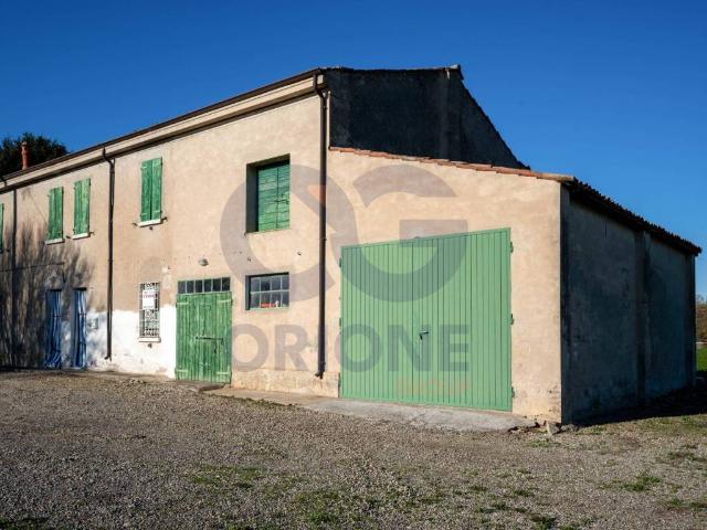 Villa Indipendente in vendita a Unione Alto Ferrarese, Bondeno