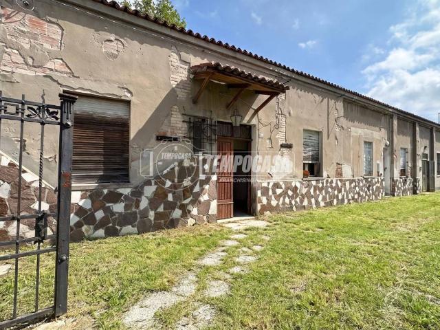Villa Indipendente in vendita a Bondeno, Ferrara