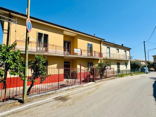 Villa Indipendente in vendita a Terre dell’Ufita, Bonito