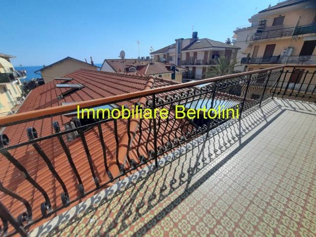 Villa Indipendente in vendita a Bordighera, Liguria