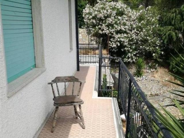 Villa Indipendente in vendita a Bordighera, Liguria