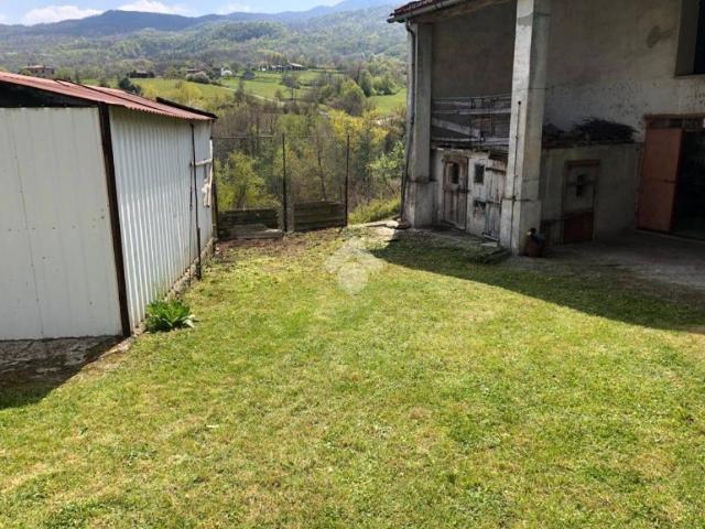 Villa Indipendente in vendita a Bore, Reggio Emilia