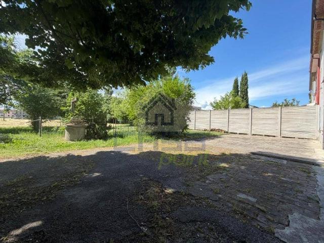 Villa Indipendente in vendita a Bassa Reggiana, Re